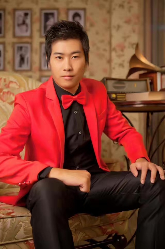 神一样的男人的第一张照片--马尾王婆说媒